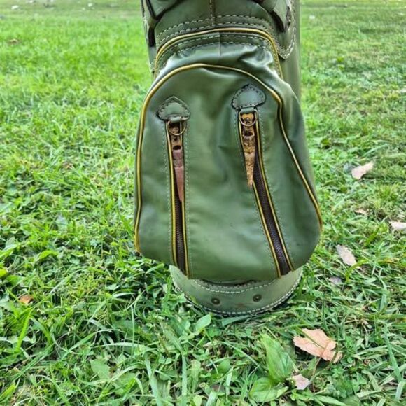 Vintage MacGregor Tourney Carry Golf Bag w/Strap & Vintage Wilson Headcovers - Picture 6 of 10